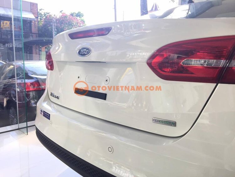 Ford Focus Ecoboost, Nhiều khuyến mãi trong 5/2017