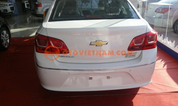 Chevrolet Cruze LT 2017, Khuyến mãi 50 triệu, HỖ T