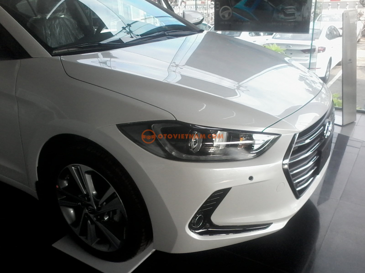 Elantra 1.6MT khuyến mãi lớn nhất tháng 5