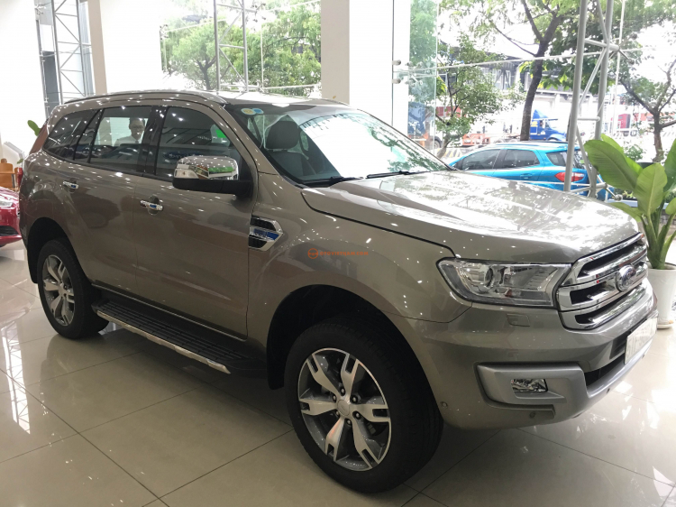 FORD EVEREST 2.2 TITANIUM, CHỈ 480TR, NHẬN XE NGAY