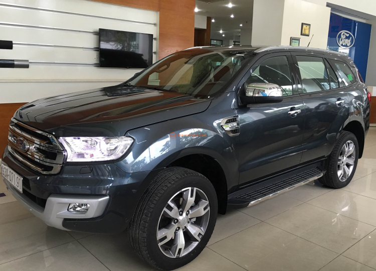 FORD EVEREST 2.2 TITANIUM, CHỈ 480TR, NHẬN XE NGAY