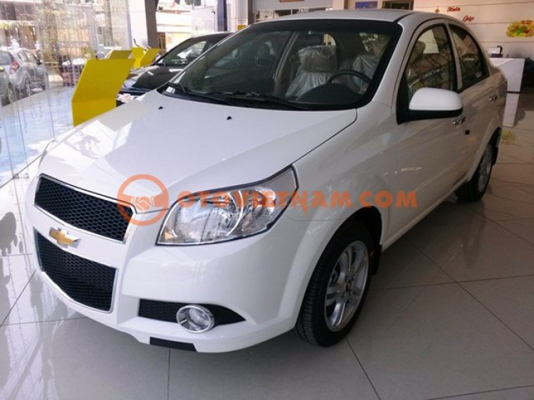 Chevrolet Aveo, giảm ngay 30 triệu, trả trước 90tr