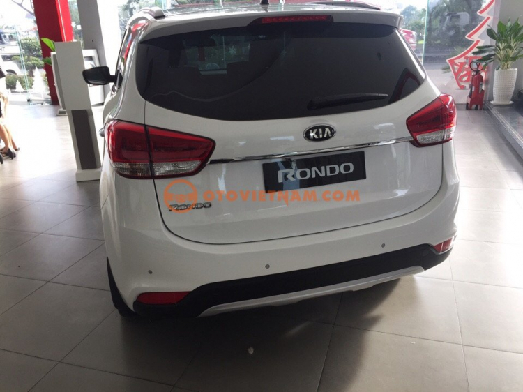 KIA RONDO PHÚ MỸ HƯNG GIÁ TỐT NHẤT SÀI GÒN.