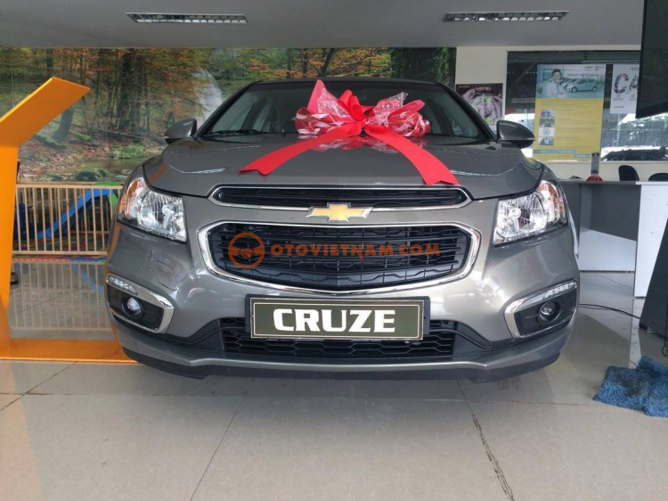 Cruze LT, thanh toán 10% nhận xe