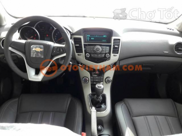 Cruze LT, thanh toán 10% nhận xe