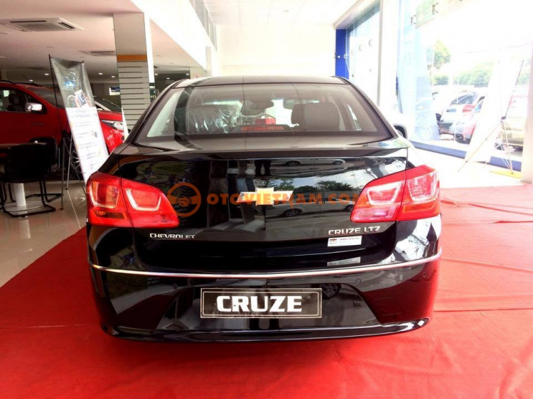 Chevrolet Cruze LTZ 2017 mới, KM 60 triệu.