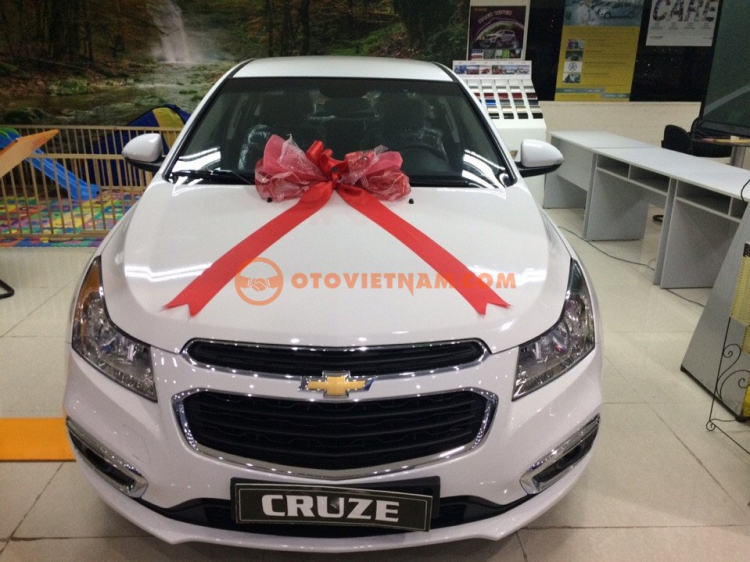 Chevrolet Cruze ltz khuyến mãi 60 triệu