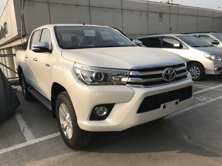Xe bán tải Toyota Hilux 2017 nhập Thái,xe mới 100%