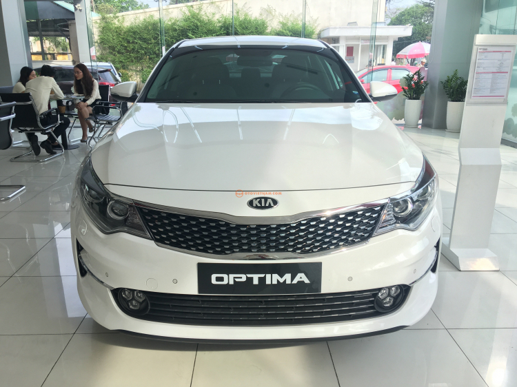 Kia Optima 2.0-hỗ trợ vay 80%xe - 0938555749