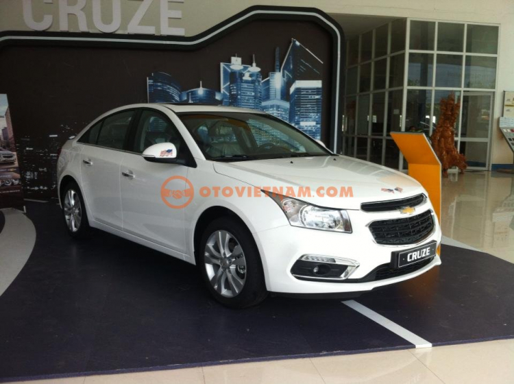 CRUZE LT CAM KẾT GIÁ TỐT NHẤT