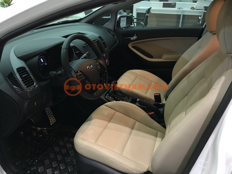 Mua xe Kia Cerato chỉ cần trả trước 150tr Mua xe Kia Cerato chỉ cần trả trước 150tr
