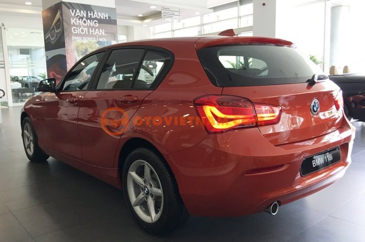 BMW 118i 2017 hoàn toàn mới, giá rẻ nhất