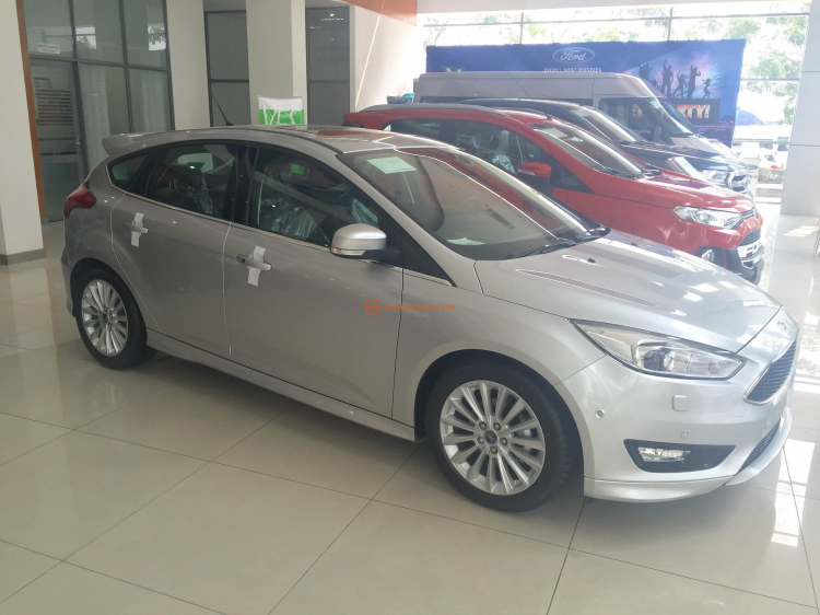 FORD FOCUS 1.5 ECOBOOST GIÁ SHOCK CHỈ TỪ 657 TRIỆU