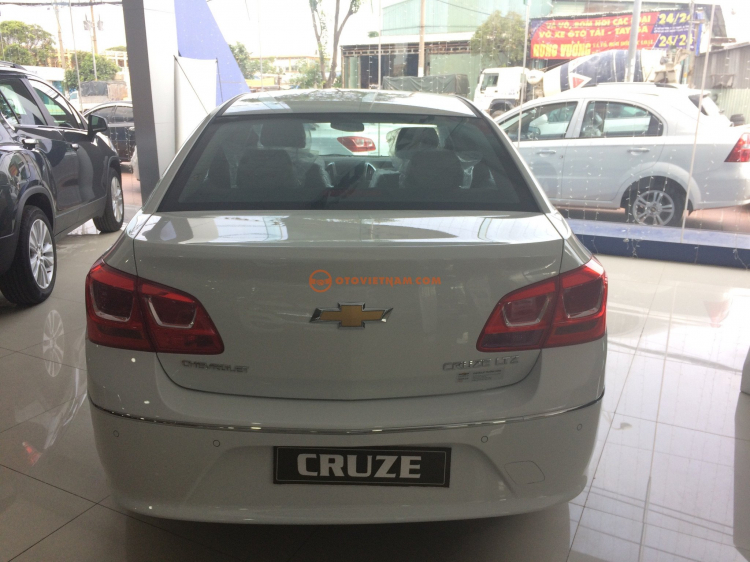 Chevrolet Cruze LTZ 2017, Khuyến mãi 60 triệu, HỖ