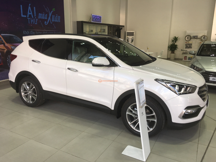 Santa Fe 2017 bản 2.2 AT 4WD máy dầu