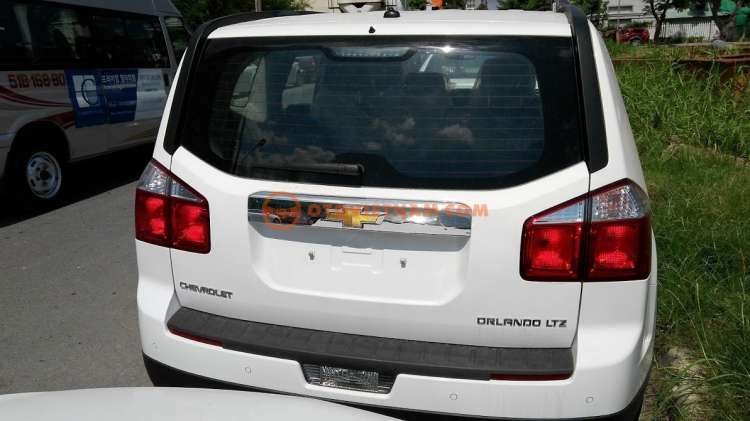 Chevrolet Orlando 1.8AT LTZ TRẮNG, giao ngay