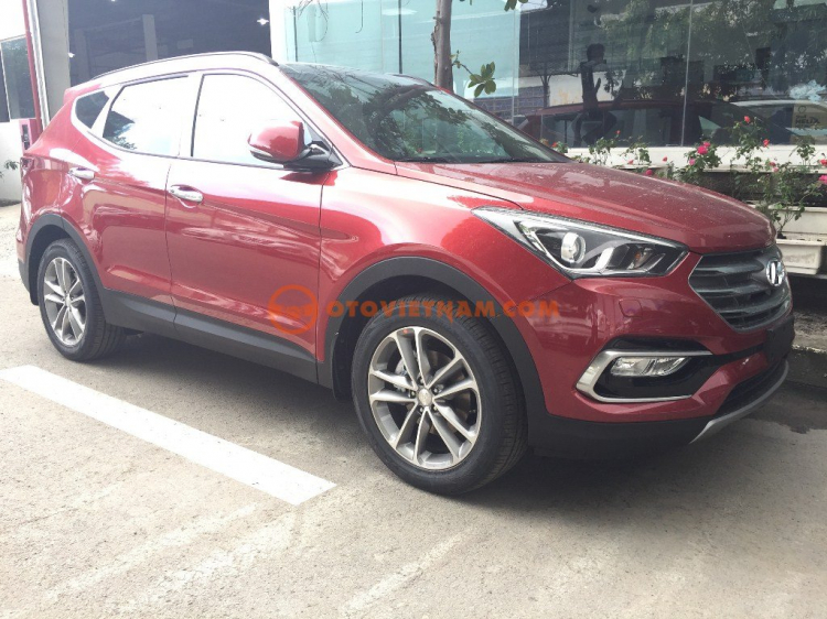 Hyundai SantaFe 2017 Khuyến mãi giá trị 85 triệu !