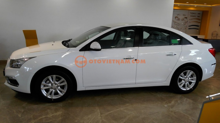 Cruze 2017 giá chỉ 589tr, KM 50tr, giao ngay