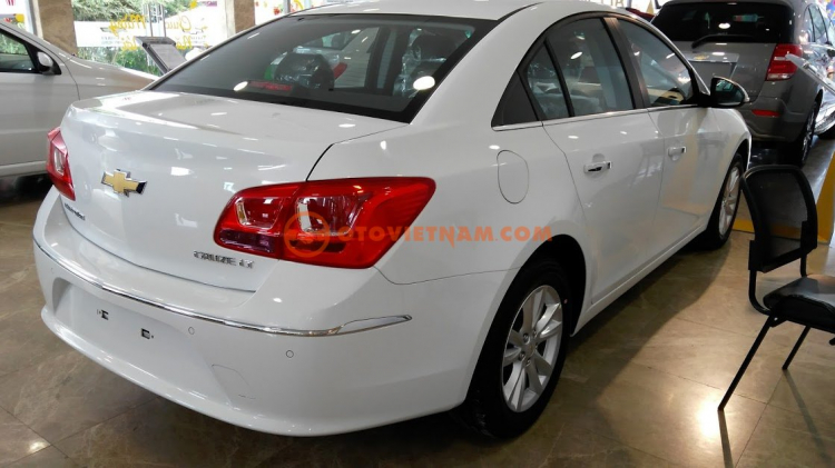 Cruze 2017 giá chỉ 589tr, KM 50tr, giao ngay