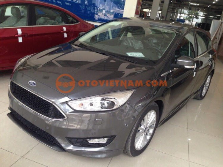 FORD FOCUS GIÁ GIẢM HÚT ĐÁY ĐÓN LỄ - PHÚ MỸ FORD