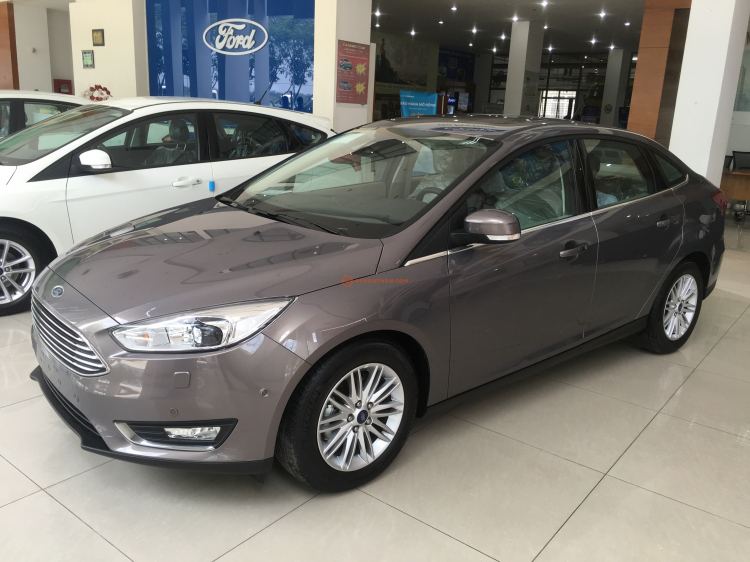 FORD FOCUS TREND - XE HẠNG C CHỈ 615 TRIỆU - GIÁ TỐT + KÈM PHỤ KIỆN CHÍNH HÃNG