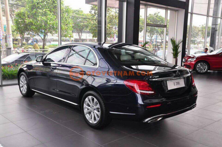 Mercedes E200, E250, E300 2017 giao ngay, giá tốt nhất Sài Gòn