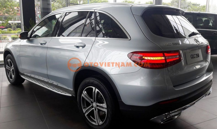 Mercedes GLC250, GLC300 2017 giao ngay, giá tốt