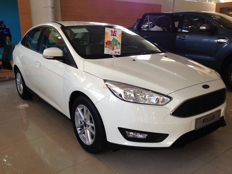 Ford Focus Trend Giá Tốt + Khuyến Mãi