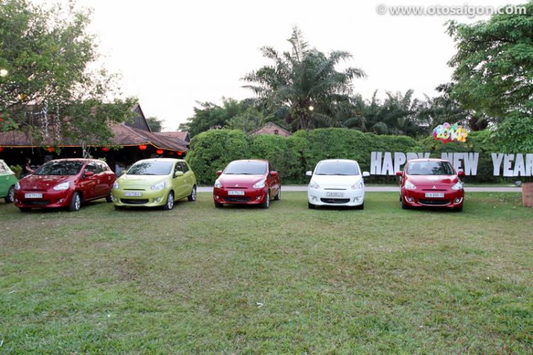 Dàn xe Mitsubishi Mirage đủ màu sắc họp mặt tại TPHCM