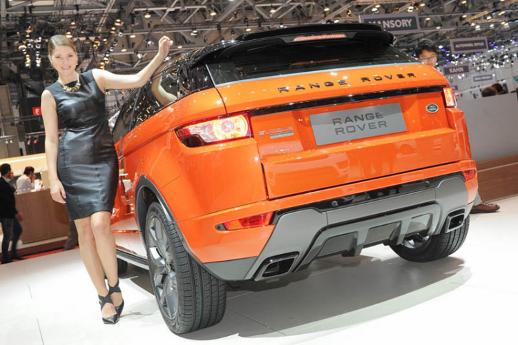 Range Rover Evoque Autobiography ra mắt bản nâng cấp