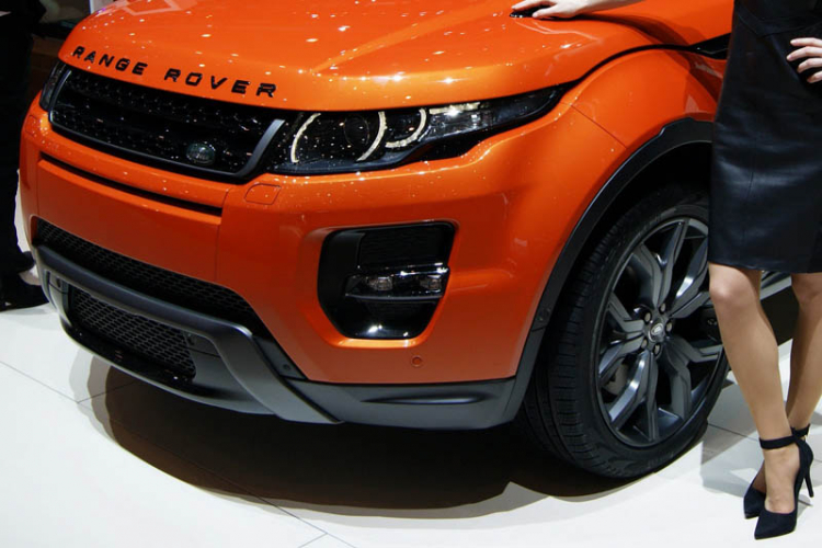 Range Rover Evoque Autobiography ra mắt bản nâng cấp