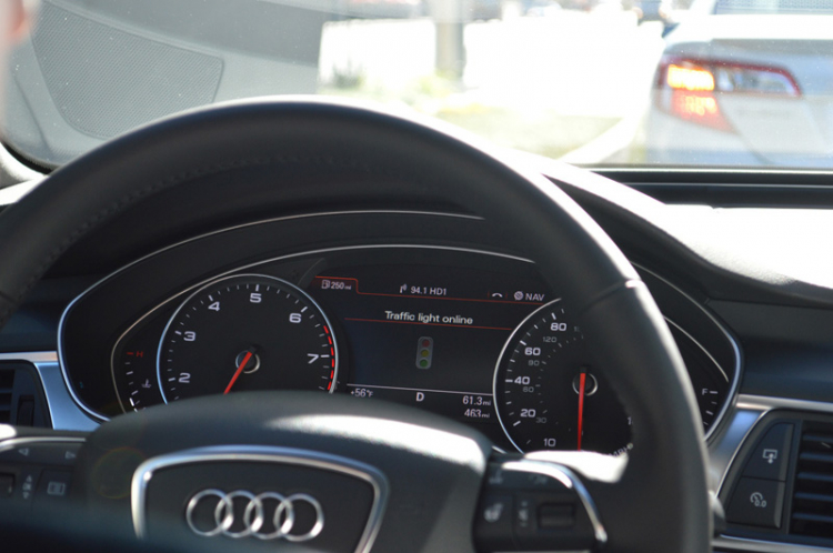 Audi sắp đưa công nghệ “Tiên đoán tín hiệu giao thông” vào sản xuất