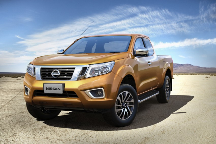 Nissan Navara hoàn toàn mới: 7 số tự động !