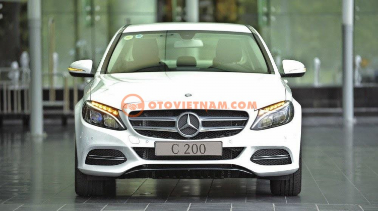 Mercedes Trường Chinh giao xe ngay và giá tốt nhất