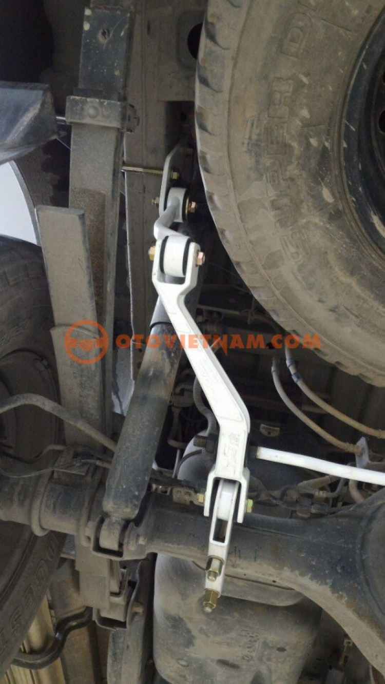 Thanh cân bằng. Thanh gioằng chống lật. cho xe bán tải và TOYOTA FORTUNER.Giá 2500k. Mua 5 tặng 1