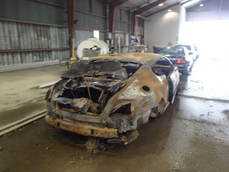Rao bán Bentley Continental GT đã bị cháy, giá 56.000 USD