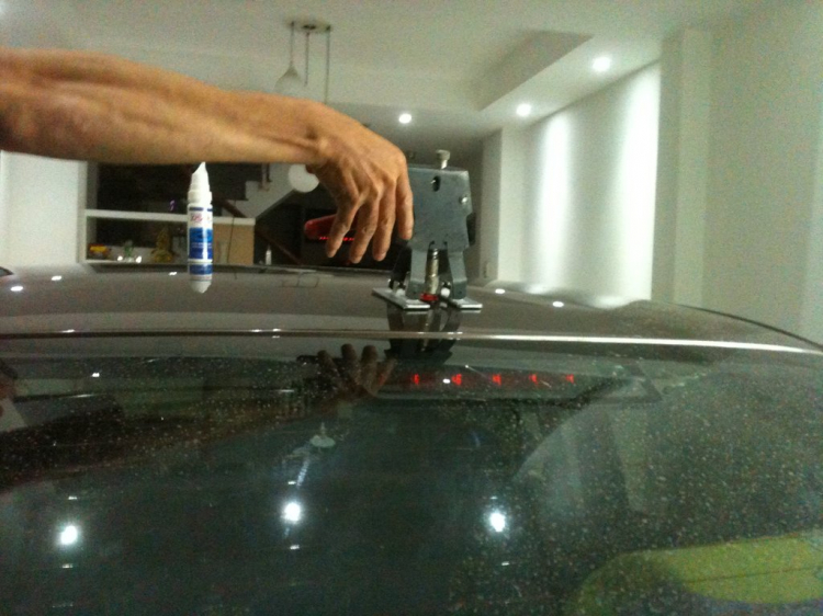 Xóa vết móp nhẹ trên xe ôtô Xóa vết móp nhẹ trên xe ôtô