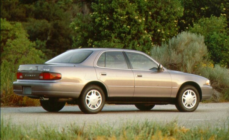 Anh em Camry 87-91 vô đây chơi Anh em Camry 87-91 vô đây chơi