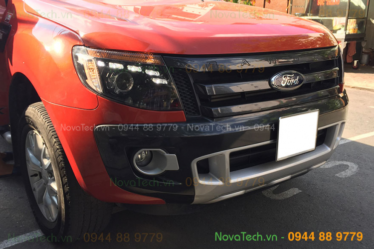 Ford Ranger Wildtrak chạy từ Hà Nội vào SG độ Bi-Xenon và Mí LED với Angel Eyes LED