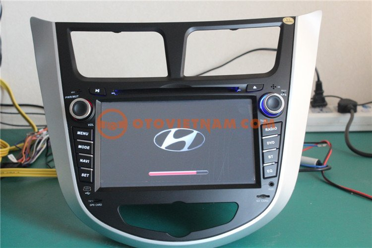 Sỉ và lẻ Dvd 2din theo xe . định vị gps, camera,cảm biến lùi , lock cửa