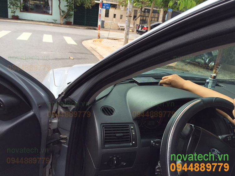 Head Up Display A8 -HUD A8 thế hệ mới nhất, chức năng khủng, nhắc sang số, tiết kiệm xăng - BH 1 năm Head Up Display A8 -HUD A8 thế hệ mới nhất, chức năng khủng, nhắc sang số, tiết kiệm xăng - BH 1 năm