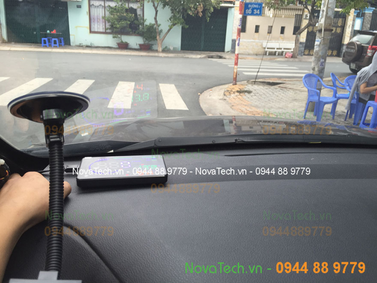 Head Up Display A8 -HUD A8 thế hệ mới nhất, chức năng khủng, nhắc sang số, tiết kiệm xăng - BH 1 năm