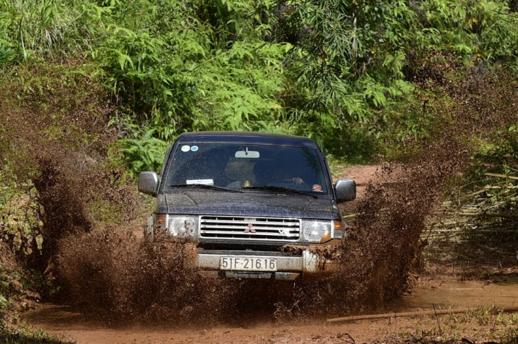 MITSUBISHI PAJERO 1993-2003:  CHIA SẺ KINH NGHIỆM - RỦ RÊ PHƯỢT PHIẾT