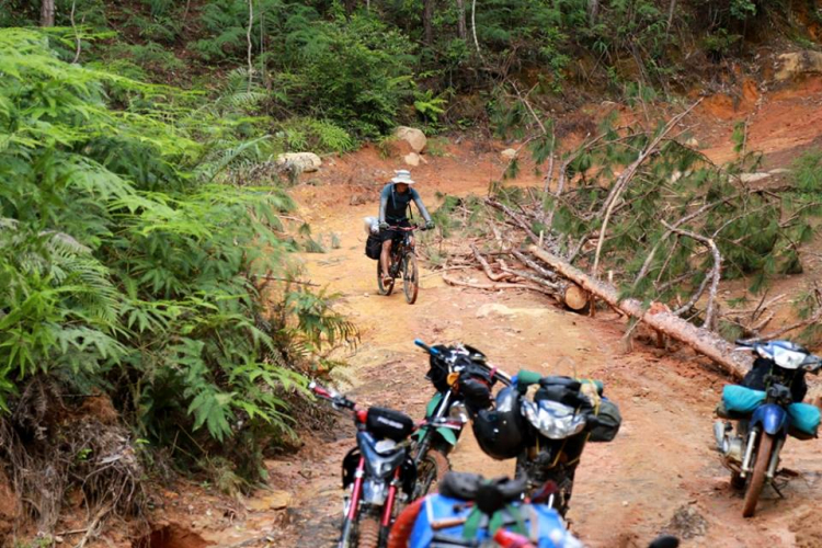 [OFFROAD 2 BÁNH] Cung đường Tám Bố QL28 - Di Linh