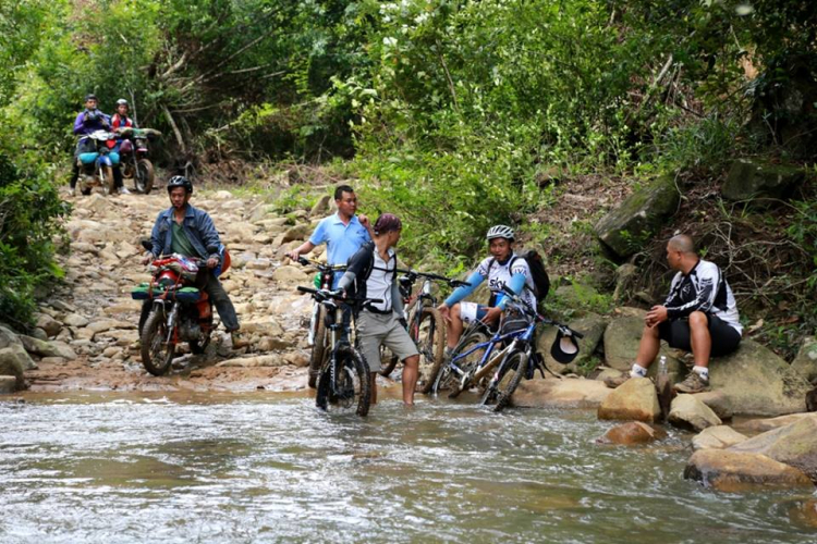 [OFFROAD 2 BÁNH] Cung đường Tám Bố QL28 - Di Linh