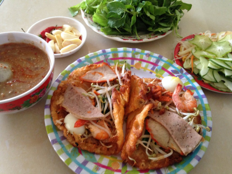 Huế - Ăn gì ở đâu thăm gì? (sưu tầm) Huế - Ăn gì ở đâu thăm gì? (sưu tầm)