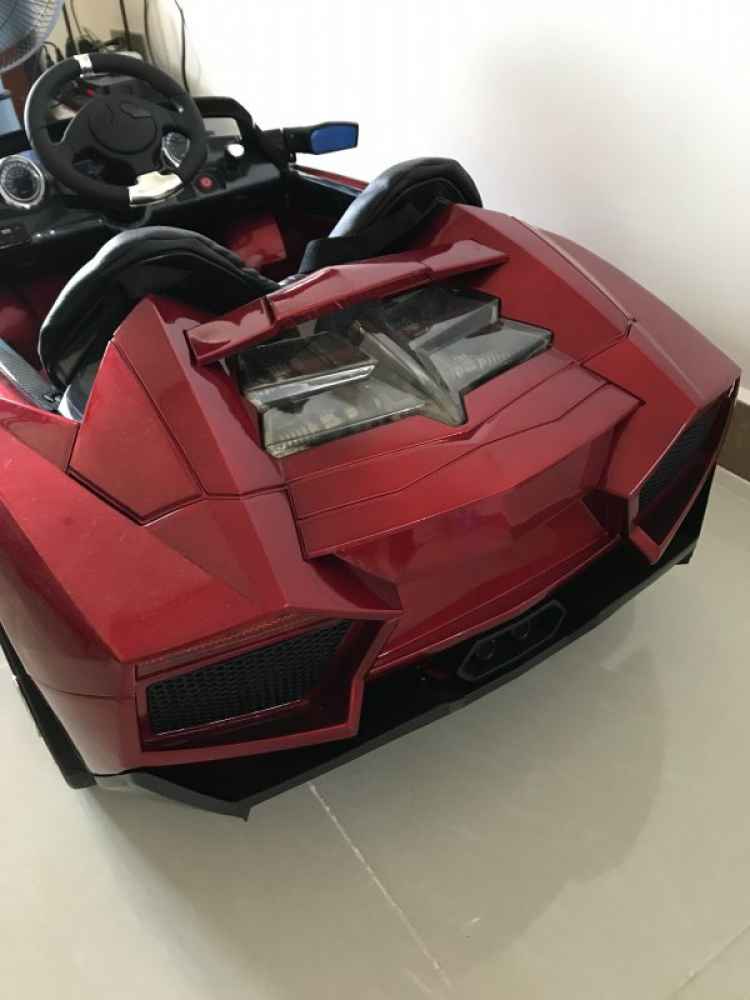 Chi tiết siêu xế cho trẻ em Liberty Walk Murcielago tại Việt Nam Chi tiết siêu xế cho trẻ em Liberty Walk Murcielago tại Việt Nam