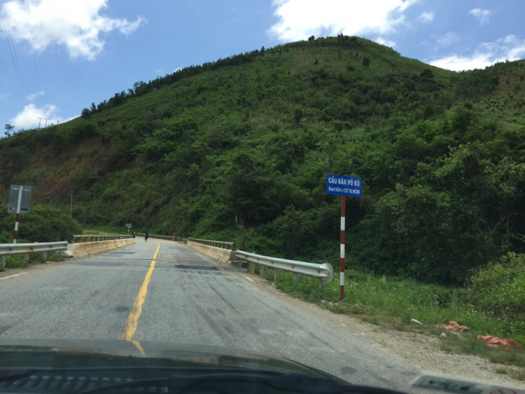 Hè Về, Chở Vợ Con Xuyên Việt. Hè Về, Chở Vợ Con Xuyên Việt.