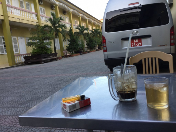 Hè Về, Chở Vợ Con Xuyên Việt. Hè Về, Chở Vợ Con Xuyên Việt.