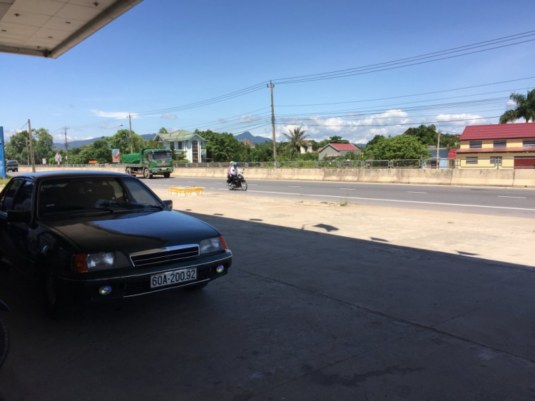 Hè Về, Chở Vợ Con Xuyên Việt. Hè Về, Chở Vợ Con Xuyên Việt.